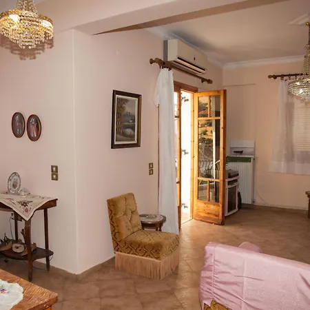 Lixouri Central Residence *