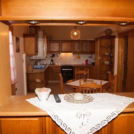 Lixouri Central Residence Apartament *