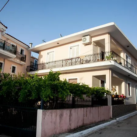 Lixouri Central Residence *