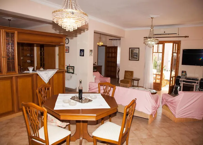 Lixouri Central Residence *